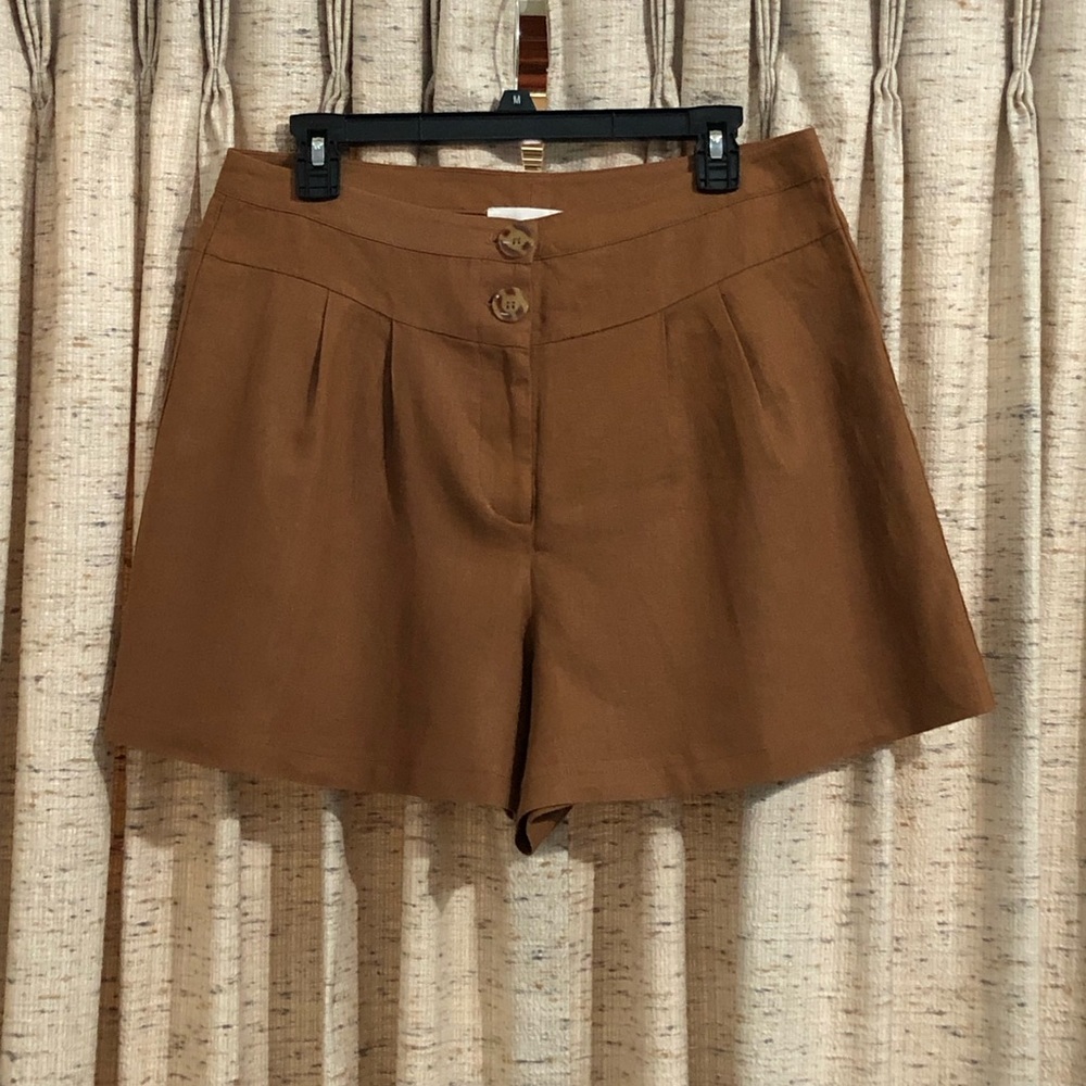 June & Hudson High Waisted Linen Blend Shorts